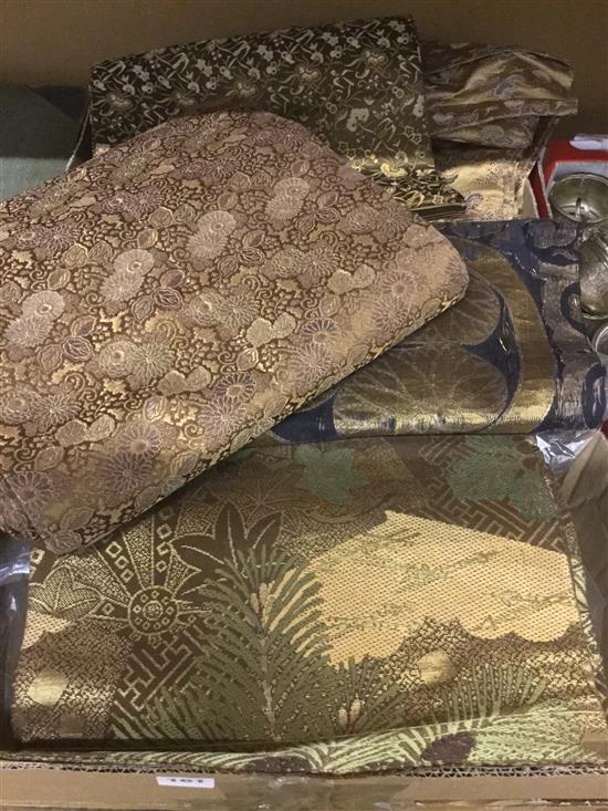 Collection of Japanese and Chinese silk brocade bolts, 19th / 20th century(-),